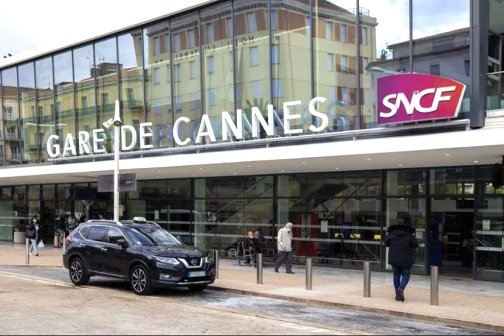 La Gare de Cannes Train Station